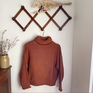 SOLAÍ THE LABEL TURTLENECK SIZE SMALL